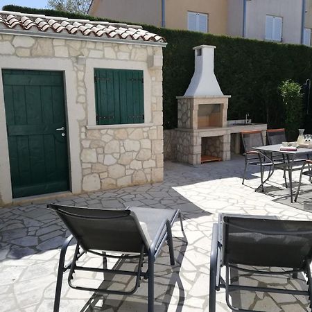 Apartments Adrijana Malinska Luaran gambar