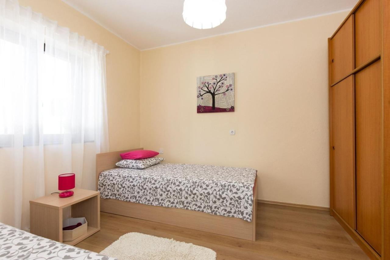 Apartments Adrijana Malinska Luaran gambar